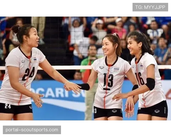 法国公开赛混双四强产生，中日韩泰各占一席